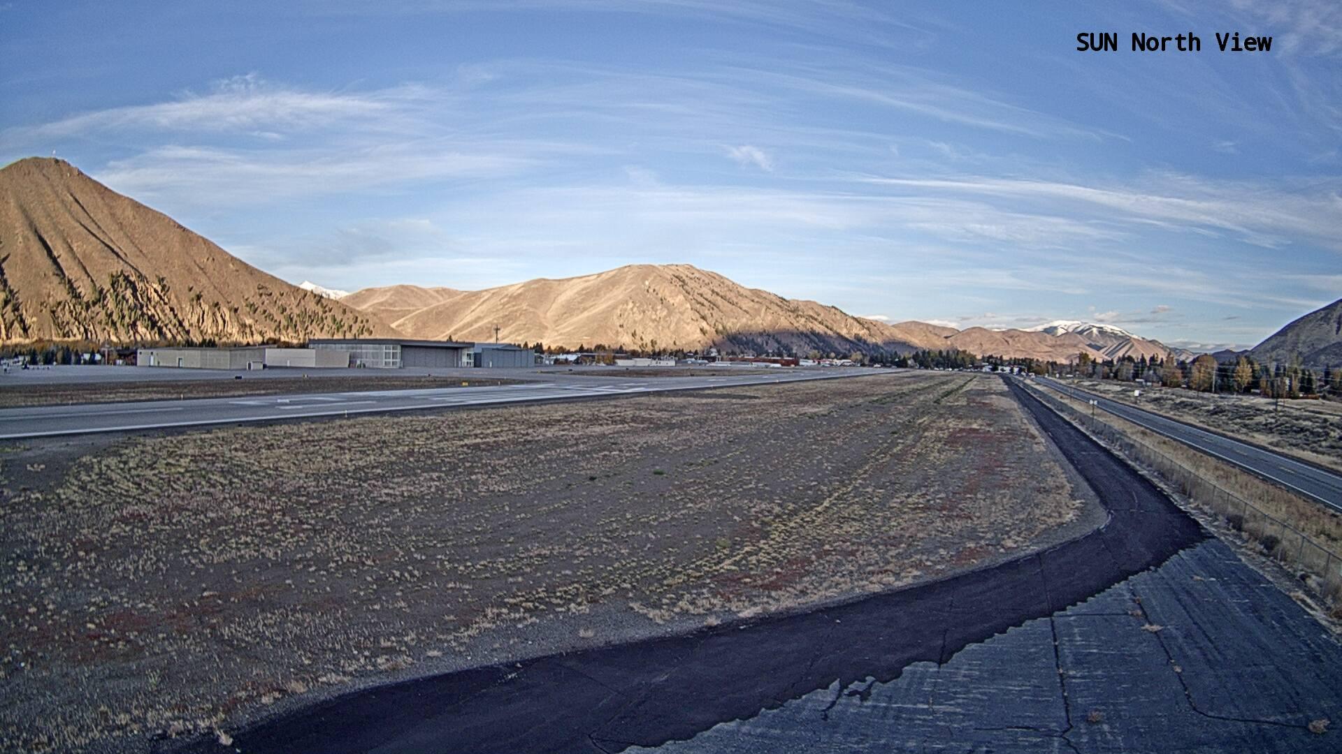 Hailey › South-West: Friedman Memorial Airport - Looking SouthWest Traffic Camera