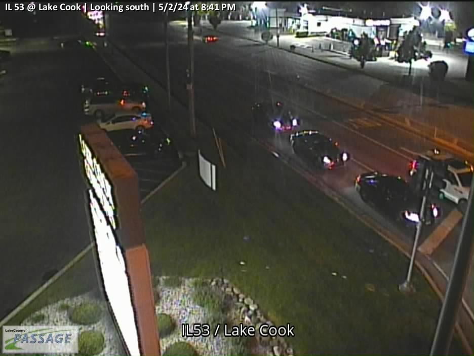 Traffic Cam IL 53 at Lake Cook - S Player