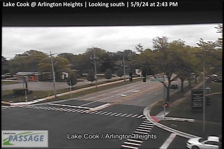 Lake Cook at Arlington Heights - S Traffic Camera