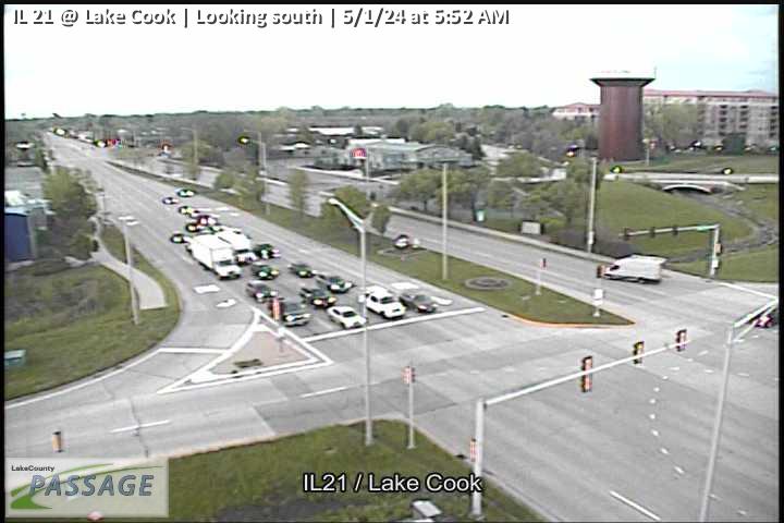 Traffic Cam IL 21 at Lake Cook - S Player