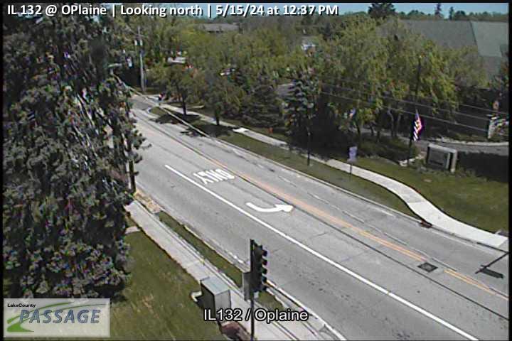 Traffic Cam IL 132 at OPlaine - N Player