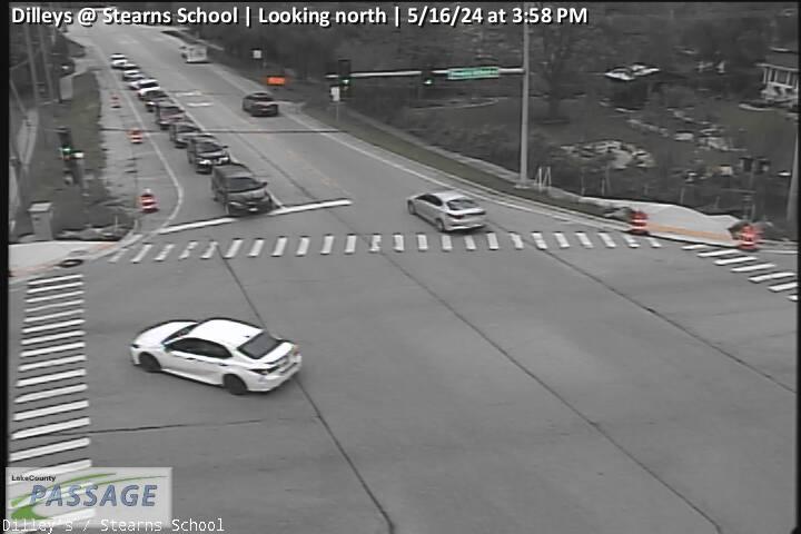Traffic Cam Dilleys at Stearns School - N Player