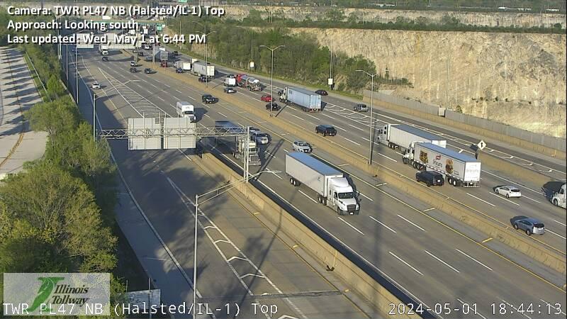 TWR PL47 NB (Halsted/IL-1) Top - S Traffic Camera