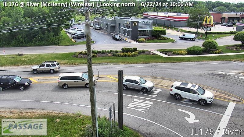 Traffic Cam IL 176 at River (McHenry) (Wireless) - N Player