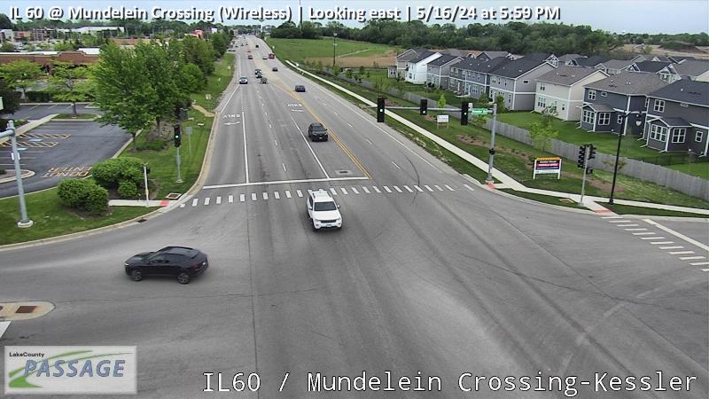Traffic Cam IL 60 at Mundelein Crossing (Wireless) - E Player