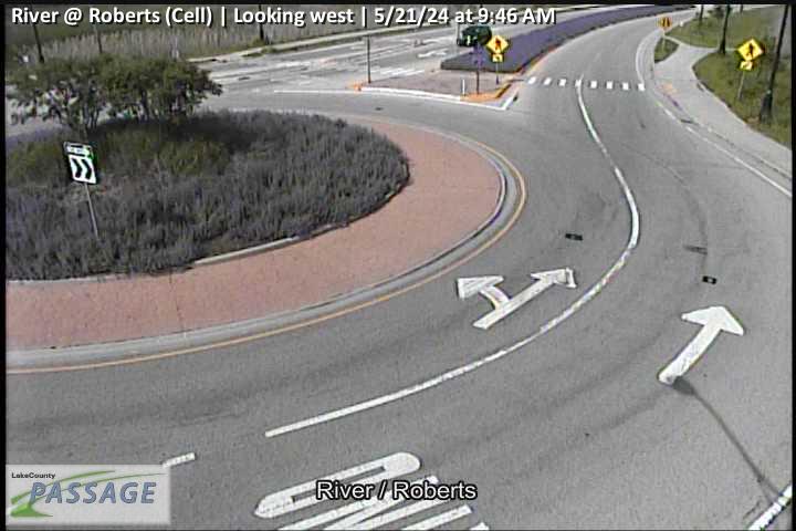 Traffic Cam River at Roberts (Cell) - W Player