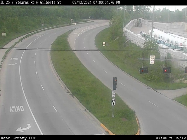 Traffic Cam Stearns Rd at Gilbert St Player
