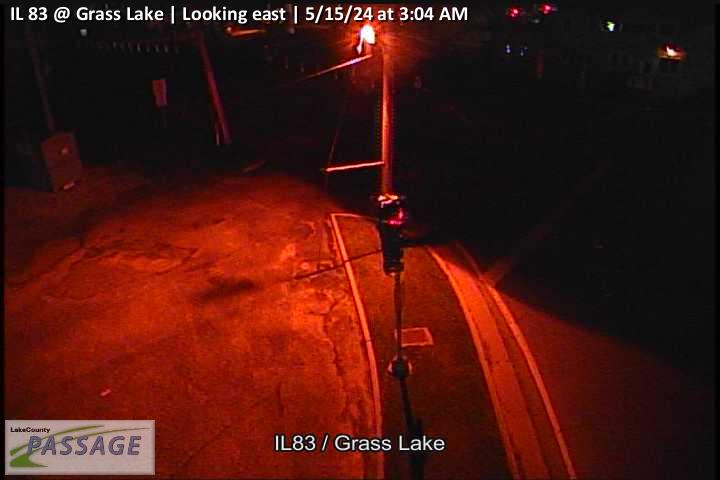 Traffic Cam IL 83 at Grass Lake - E Player
