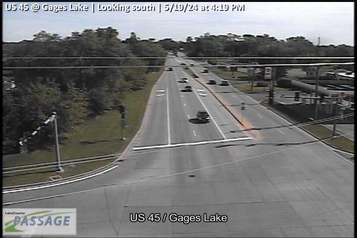 Traffic Cam US 45 at Gages Lake - S Player