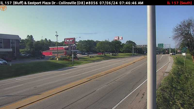 Traffic Cam IL 157 (Bluff Rd.) at Eastport Plaza Dr. (#8056) - S Player