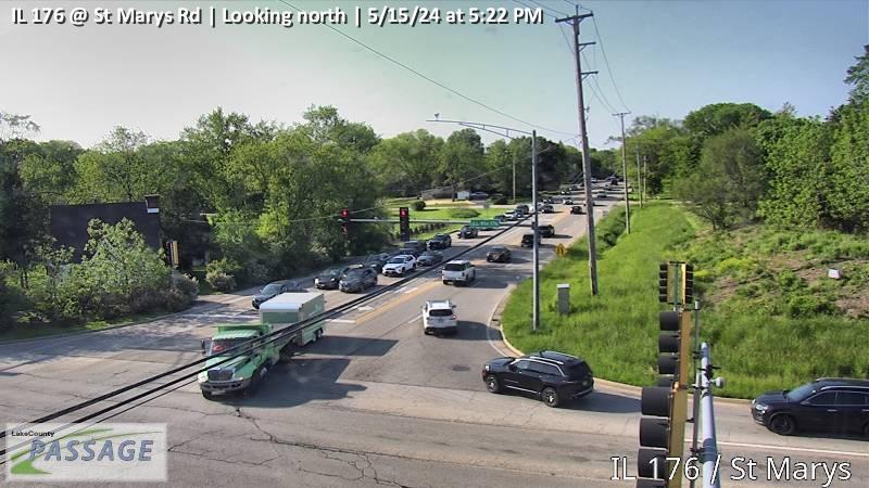 Traffic Cam IL 176 at St Marys Rd - N Player