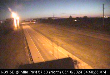 I-39 SB at Mile Post 57.59 (#3014) - N Traffic Camera