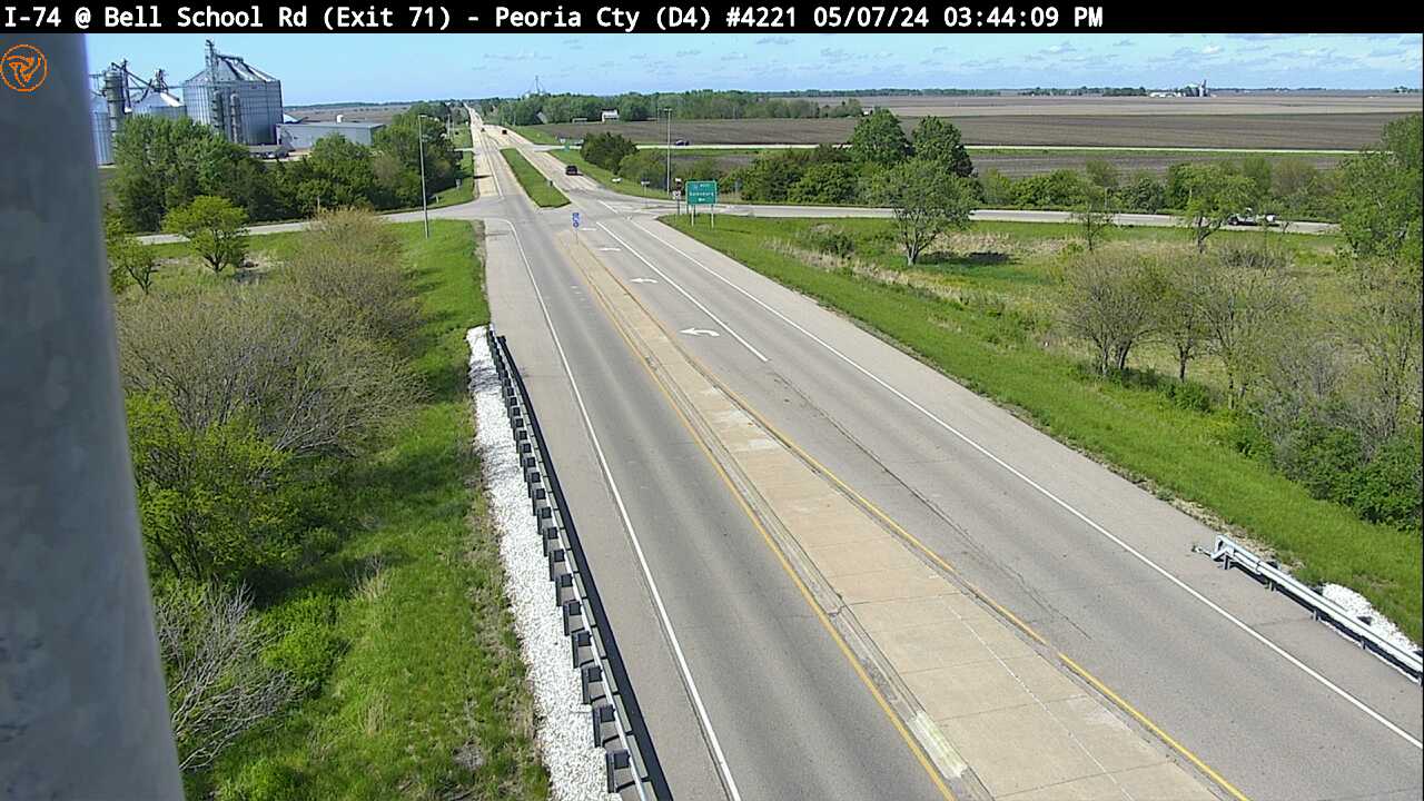I-74 at Bell School Rd. (Exit 71) (#4221) - N Traffic Camera
