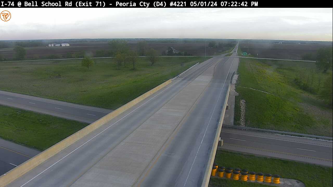 I-74 at Bell School Rd. (Exit 71) (#4221) - S Traffic Camera