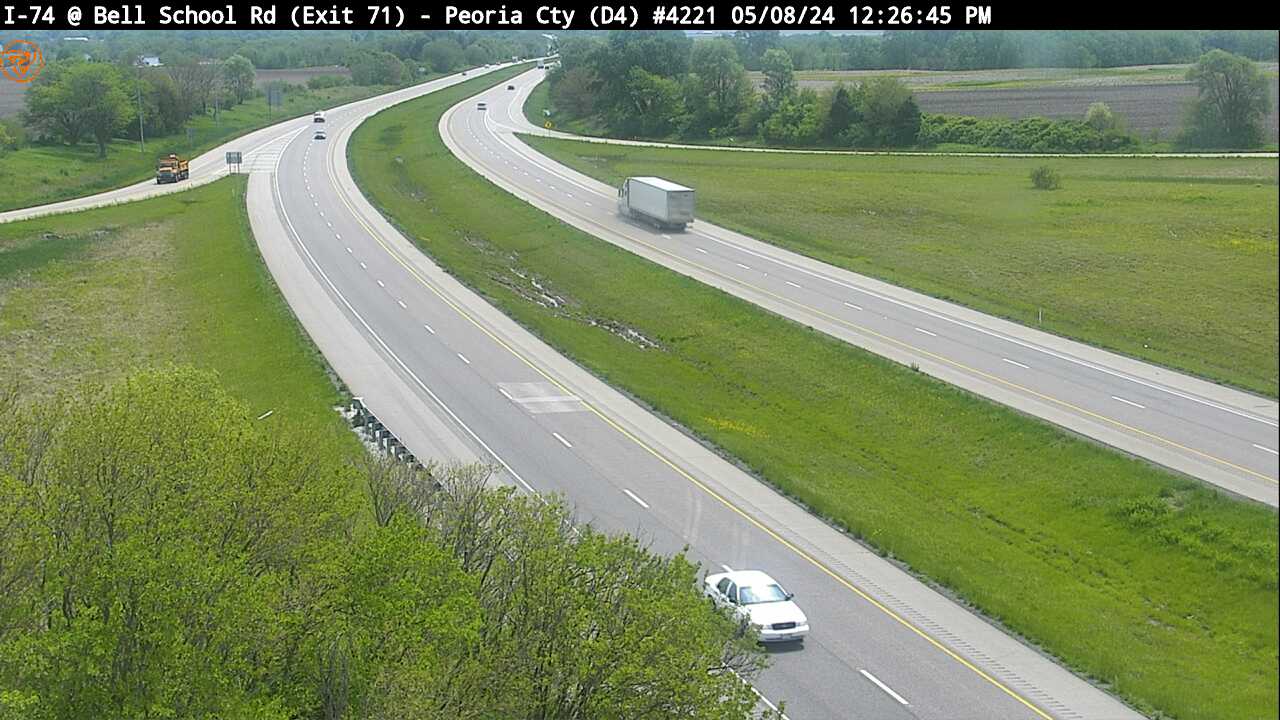I-74 at Bell School Rd. (Exit 71) (#4221) - E Traffic Camera