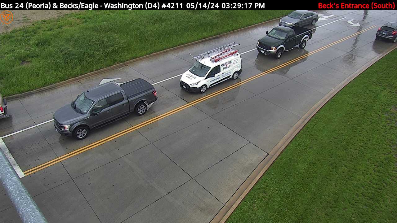 Traffic Cam Business 24 (Peoria St.) at Eagle Ave./Beck's (#4211) - S Player