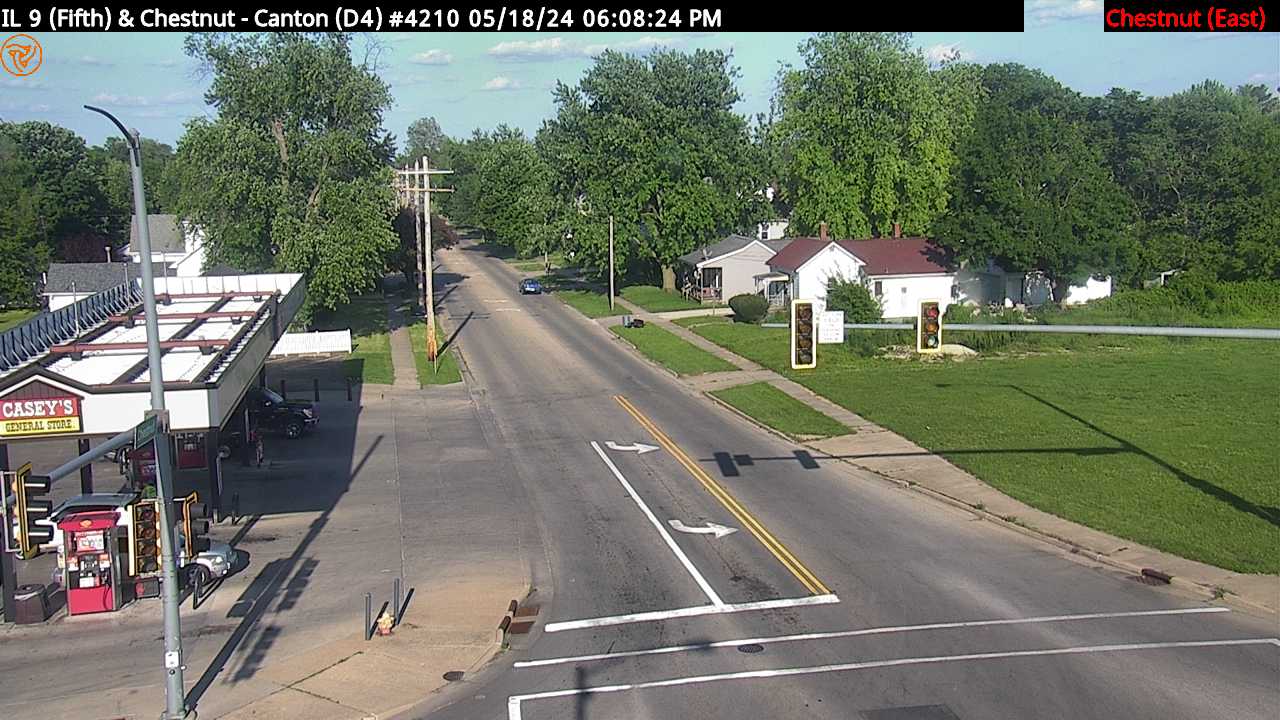 Traffic Cam Il 9 (Fifth St.) at Chestnut St. (#4210) - E Player