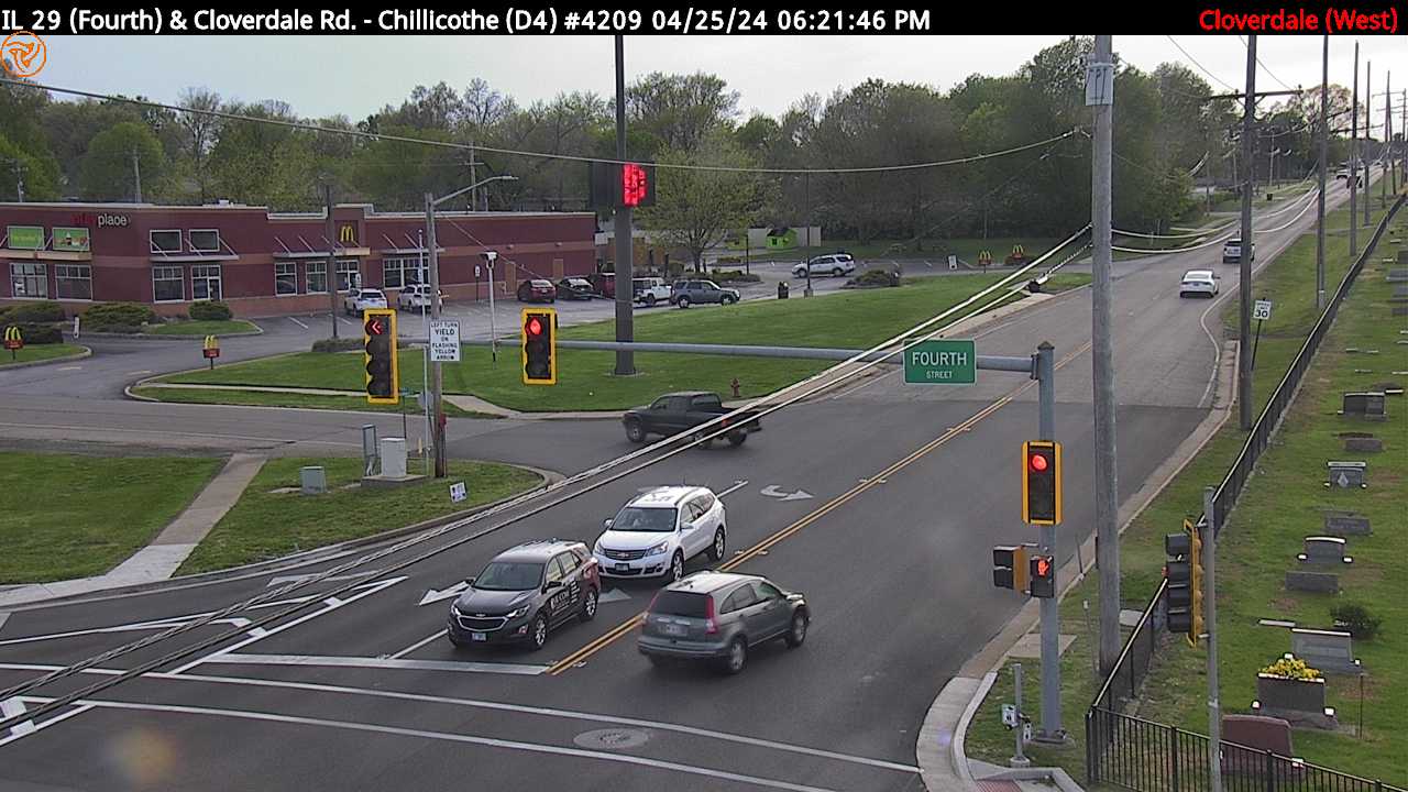 Traffic Cam Il 29 (Fourth St.) at Cloverdale Rd. (#4209) - W Player