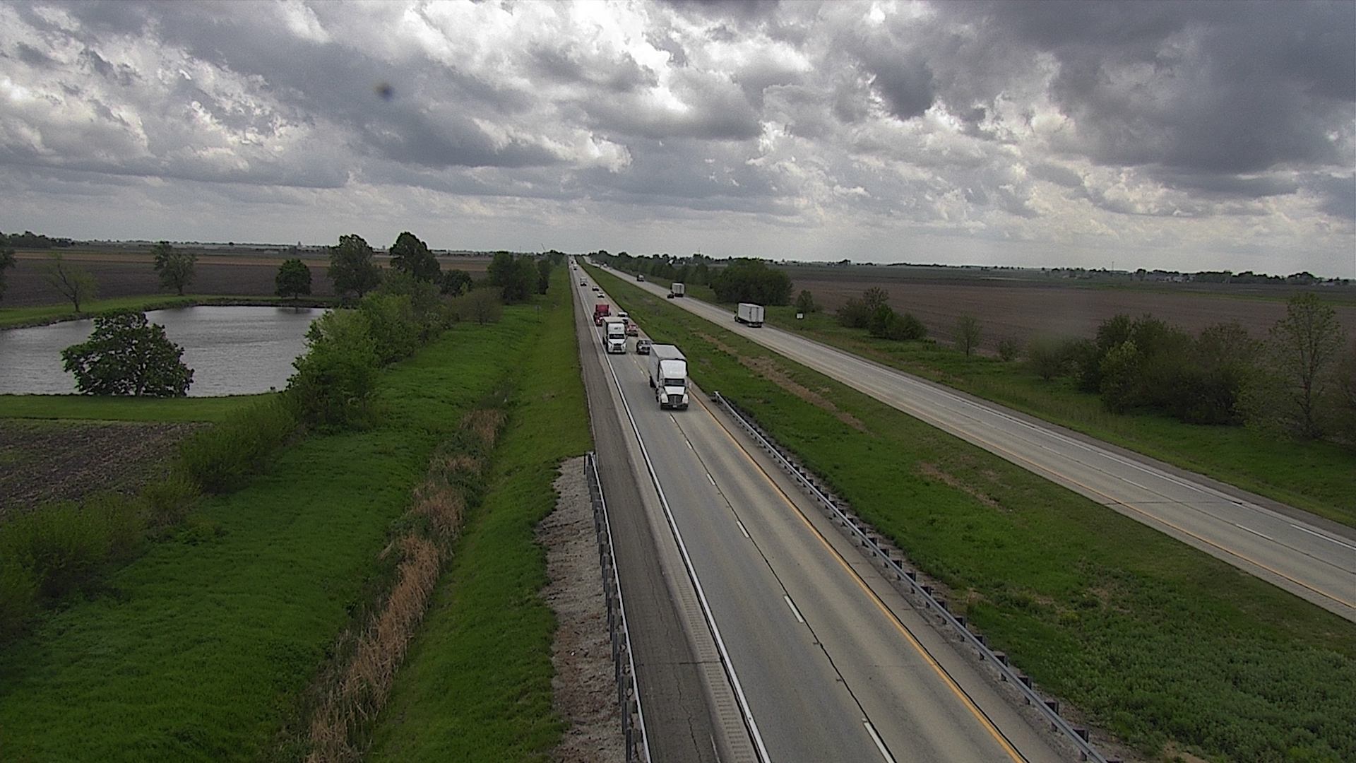 I-57 at Mile Post 226.4 (#5059) - S Traffic Camera