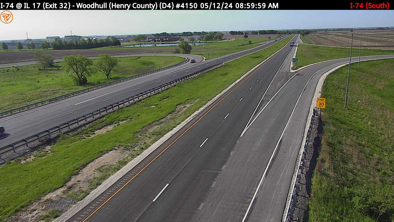 I-74 at IL 17 (Exit 32) (#4150) - S Traffic Camera