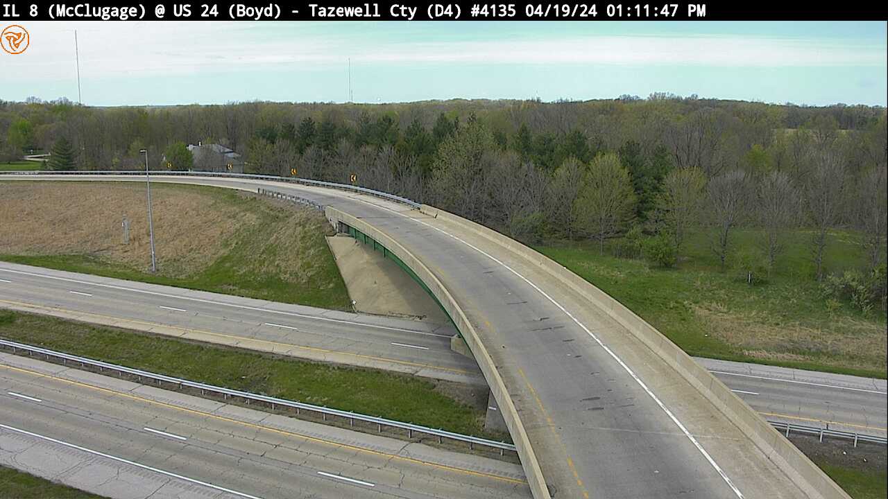 IL 8 (McClugage Rd.) at US 24 (Boyd Parkway) (#4135) - N Traffic Camera