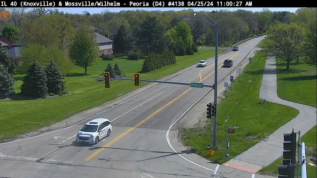 Traffic Cam IL 40 (Knoxville Ave.) at Mossville/Wilhelm (#4138) - E Player