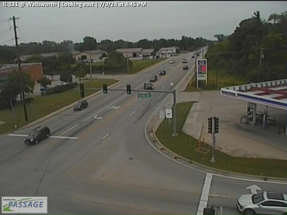 Traffic Cam IL 131 at Wadsworth - E Player