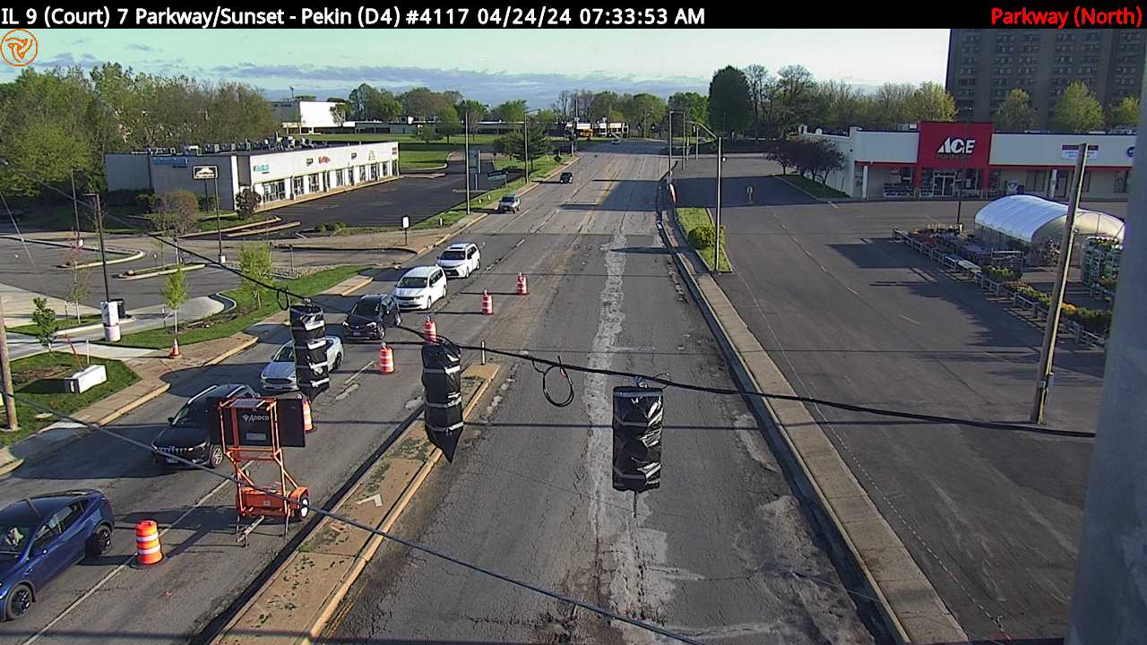 Traffic Cam Court St. at Parkway Dr./Sunset Dr. (#4117) - N Player