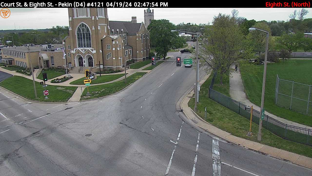 Traffic Cam IL 9/29 (Court St.) at Eighth St. (#4121) - N Player