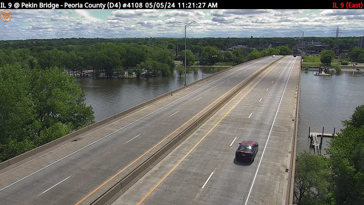 IL 9 at Pekin Bridge (Peoria County) (#4108) - E Traffic Camera