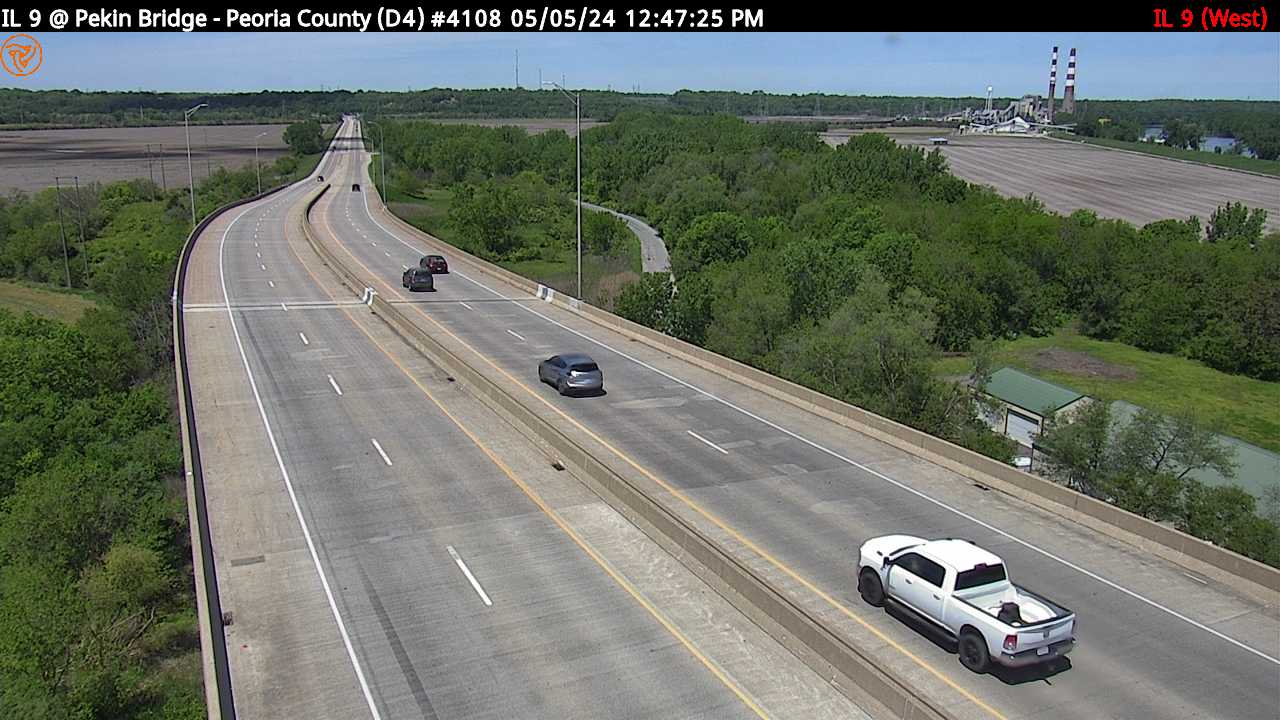 IL 9 at Pekin Bridge (Peoria County) (#4108) - W Traffic Camera