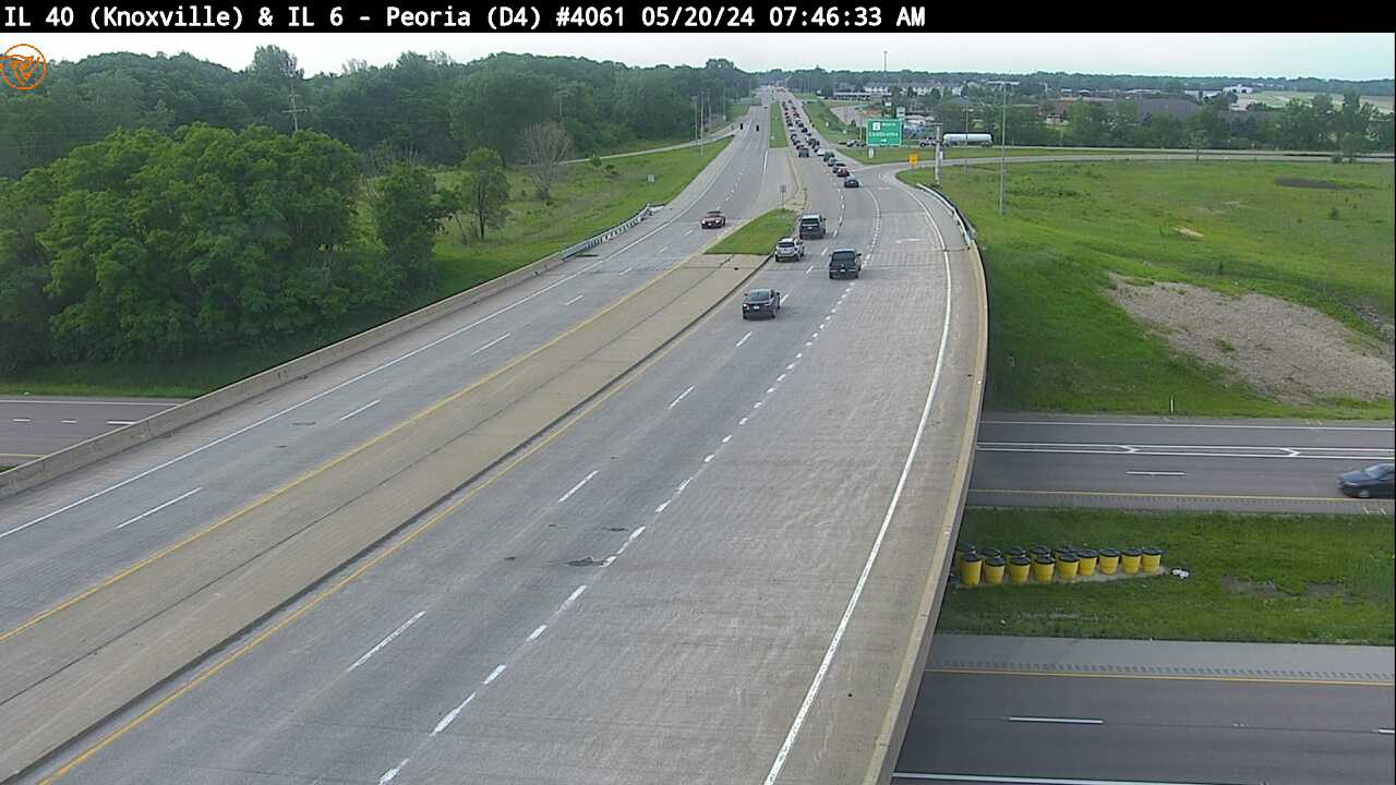 Traffic Cam IL 40 (Knoxville Ave.) at IL 6 (#4061) - S Player