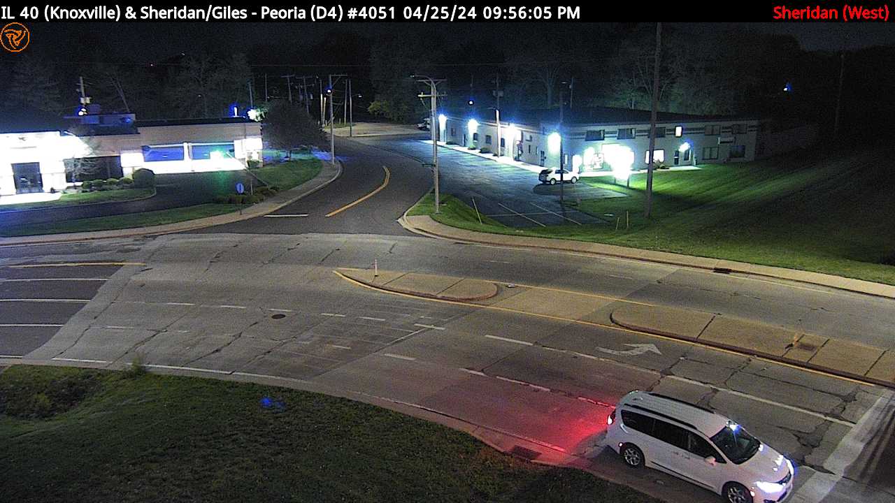 Traffic Cam IL 40 (Knoxville Ave.) at Sheridan Rd./Giles Ln. (#4051) - W Player