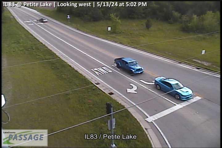 Traffic Cam IL 83 at Petite Lake - W Player