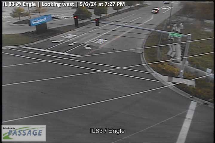 Traffic Cam IL 83 at Engle - W Player