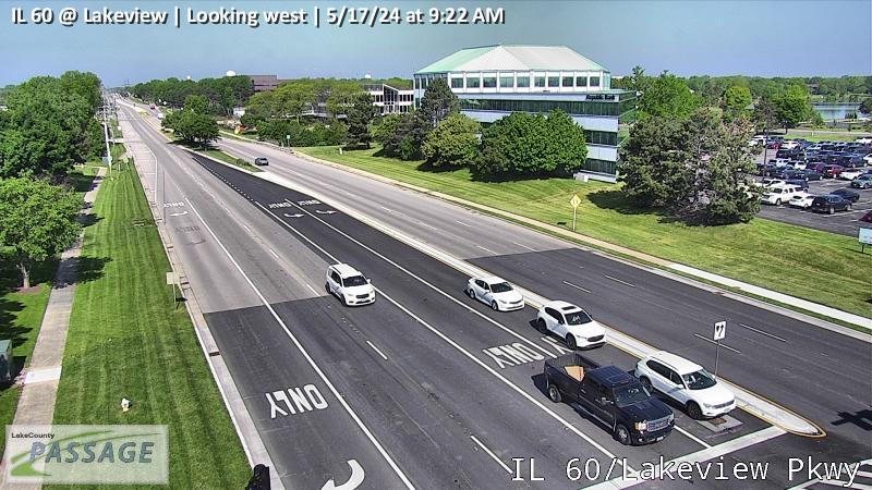 Traffic Cam IL 60 at Lakeview - W Player