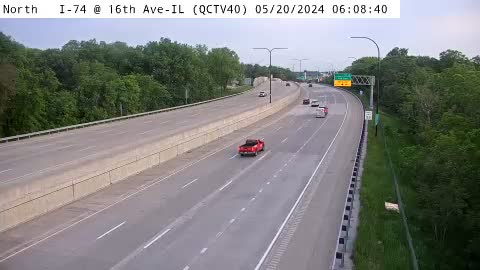 Traffic Cam QC - I-74 @ 16th Ave-IL (40) Player