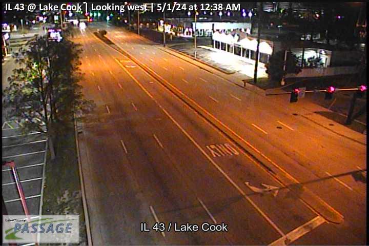 Traffic Cam IL 43 at Lake Cook - W Player