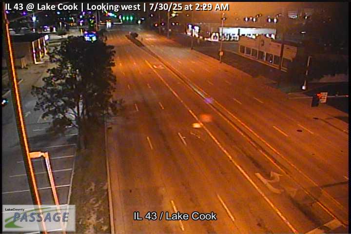 Traffic Cam IL 43 at Lake Cook - W Player