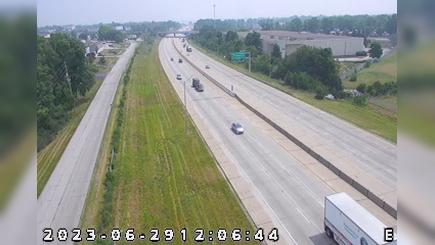 Traffic Cam Indianapolis: I-70: 1-070-073-7-1 W OF LYNHURST DR Player