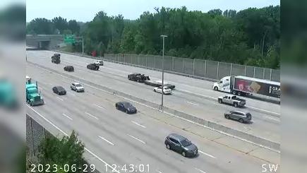 Traffic Cam Indianapolis: I-465: 1-465-044-4-1 EAST 16TH ST Player