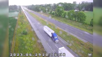 Mohawk: I-70: 1-070-100-9-1 E OF CR 200W Traffic Camera