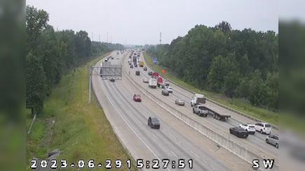 Traffic Cam Indianapolis: I-465: 1-465-046-7-1 S OF ENGLISH Player