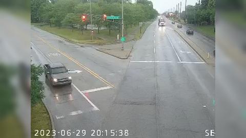 Indianapolis: OLD US 421: 11-049-186-cam RAYMOND ST & SOUTHEASTERN AVE Traffic Camera