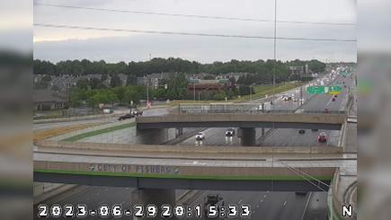Traffic Cam Fishers: I-69: 1-069-203-7-1 106TH ST Player