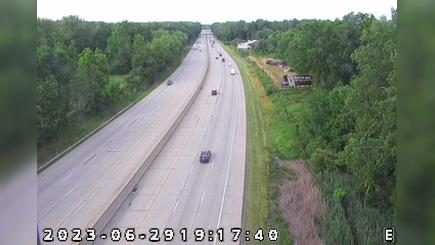 Waterford: I-94: 1-094-035-8-2 E OF US421 Traffic Camera