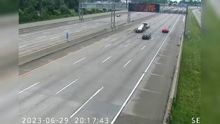 Clarksville: I-65: 1-065-002-8-1 N OF EASTERN BLVD Traffic Camera