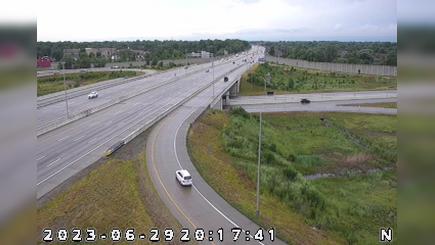 Traffic Cam Indianapolis: I-465: 1-465-011-7-1 US 40 W - WASHINGTON ST Player