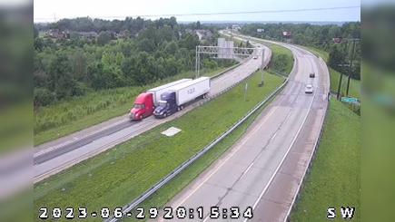 Traffic Cam Cementville: I-265: 1-265-008-0-1 COOPERS LANE Player