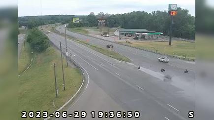 Evansville: US 41: 2-041-020-4-2 NUGENT DR Traffic Camera